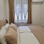 Vijecnica Denis Hotel