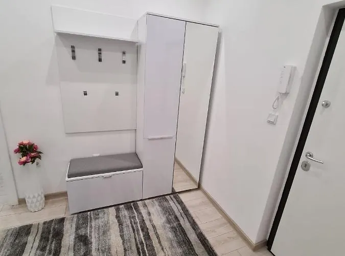 Vijecnica Denis Hotel